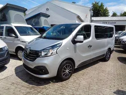 Silber Gebraucht 2015 Renault Trafic Van | 12.990 € (Teuer)
