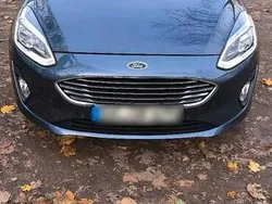 Blau Gebraucht 2018 Ford Fiesta Kleinwagen | 7.500 €