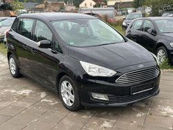 Schwarz Gebraucht 2018 Ford Grand C-Max Van / Kleinbus | 9.189 € (Fairer Preis)