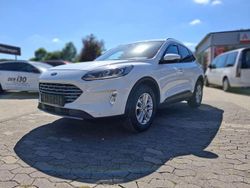 Weiß Gebraucht 2021 Ford Kuga Titanium SUV | 19.890 € (Guter Preis)