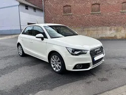 Weiß Gebraucht 2015 Audi A1 Sportback Ambition Kleinwagen | 10.500 € (Fairer Preis)