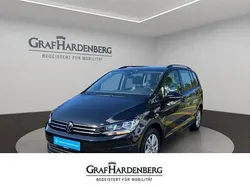 Schwarz Gebraucht 2024 VW Touran Comfortline Van / Kleinbus | 30.930 € (Fairer Preis)
