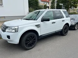 Weiß Gebraucht 2013 Land Rover Freelander 2 SE SUV | 7.200 € (Fairer Preis)