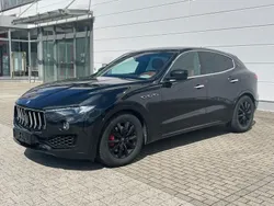 Schwarz Gebraucht 2018 Maserati Levante SUV | 45.900 € (Fairer Preis)