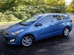 Blau Gebraucht 2012 Hyundai i30 Style Kombi | 6.799 € (Etwas zu teuer)