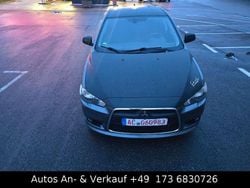 Grau Gebraucht 2011 Mitsubishi Lancer Sportback Limousine | 2.899 € (Superpreis)