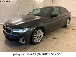 Grau Gebraucht 2021 BMW 520 Luxury Line Limousine | 30.940 € (Fairer Preis)