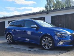 Blau Gebraucht 2016 Renault Mégane GrandTour GT Kombi | 11.499 € (Teuer)