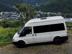 Weiß Gebraucht 2002 Ford Transit Van / Kleinbus | 9.000 €