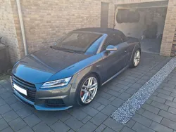Grau Gebraucht 2015 Audi TT Roadster S-Line Cabrio | 21.200 € (Guter Preis)