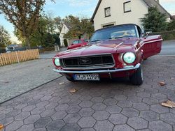 Rot Gebraucht 1968 Ford Mustang Cabrio | 68.000 €