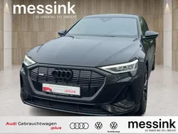 Schwarz mythosschwarz metallic Gebraucht 2022 Audi e-tron S-Line SUV | 43.450 € (Fairer Preis)