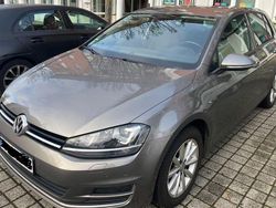 Grau Gebraucht 2015 VW Golf LOUNGE Limousine | 11.400 € (Guter Preis)