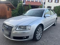 Silber Gebraucht 2006 Audi A8 Comfort Limousine | 7.500 € (Fairer Preis)