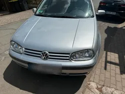 Silber Gebraucht 2002 VW Golf IV Kleinwagen | 1.550 € (Fairer Preis)