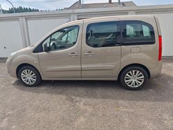 Beige Gebraucht 2010 Citroën Berlingo Van / Kleinbus | 4.750 € (Fairer Preis)