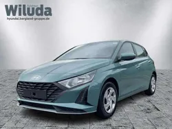 Mangrove green grün Neu 2025 Hyundai i20 Select Limousine | 20.650 € (Fairer Preis)