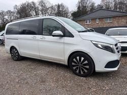 Weiß Gebraucht 2020 Mercedes V220 Edition Van / Kleinbus | 42.999 € (Guter Preis)