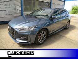 Chromablau metallic Gebraucht 2024 Ford Focus ST-Line X Kombi | 23.990 € (Guter Preis)