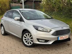 Silber Gebraucht 2014 Ford Focus Titanium Limousine | 7.499 € (Fairer Preis)