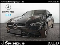 Unilack nachtschwarz Gebraucht 2025 Mercedes CLA180 Shooting Brake AMG Kombi | 37.880 €