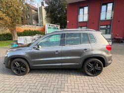 Grau Gebraucht 2014 VW Tiguan SUV | 8.999 €