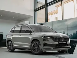 Schwarz Neu 2025 Skoda Karoq SportLine SUV | 39.999 € (Fairer Preis)