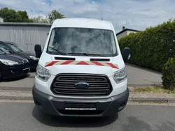 Weiß Gebraucht 2016 Ford Transit Trend Van / Kleinbus | 9.999 € (Superpreis)