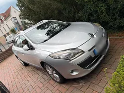 Grau Gebraucht 2010 Renault Mégane GrandTour Kombi | 4.200 €