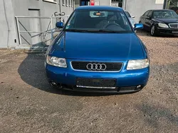 Blau Gebraucht 2002 Audi A3 Limousine | 2.950 € (Etwas zu teuer)