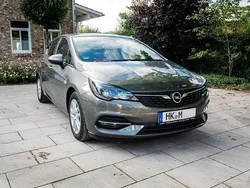 Grau Gebraucht 2020 Opel Astra Business Edition Limousine | 10.800 € (Fairer Preis)