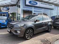 Magneticgrau (metallic) (metallic) Gebraucht 2018 Ford Kuga ST-Line SUV | 18.800 € (Teuer)