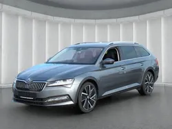 Grau Gebraucht 2023 Skoda Superb Style Kombi | 31.049 € (Superpreis)
