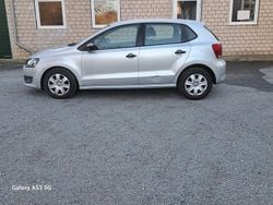 Silber Gebraucht 2011 VW Polo Trendline Kleinwagen | 4.900 € (Fairer Preis)
