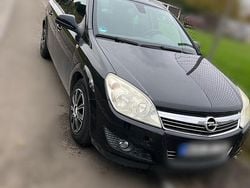 Schwarz Gebraucht 2009 Opel Astra Kombi | 1.000 € (Superpreis)