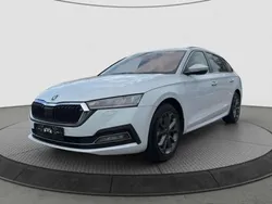 Moonweiss metallic Gebraucht 2022 Skoda Octavia Style Kombi | 29.995 € (Superpreis)