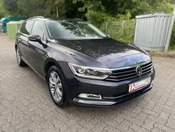 Grau Gebraucht 2019 VW Passat Comfortline Kombi | 18.950 € (Fairer Preis)