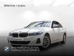 Weiß Gebraucht 2024 BMW 320 Limousine | 38.700 € (Fairer Preis)