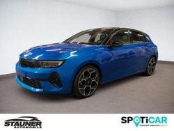 Kobalt blau (metallic) Gebraucht 2024 Opel Astra Ultimate Limousine | 22.480 € (Guter Preis)