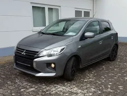 Platinumgrau Gebraucht 2021 Mitsubishi Space Star Spirit+ Limousine | 12.990 € (Fairer Preis)