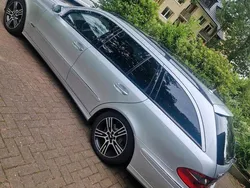Grau Gebraucht 2007 Mercedes E220 Kombi | 5.000 € (Fairer Preis)