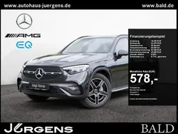 Schwarz black Gebraucht 2024 Mercedes GLC300e AMG SUV | 60.490 € (Fairer Preis)