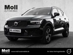Onyx black / metallic Gebraucht 2023 Volvo XC40 Plus SUV | 34.790 € (Guter Preis)