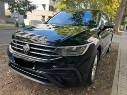 Schwarz Gebraucht 2022 VW Tiguan Allspace SUV | 34.600 € (Fairer Preis)