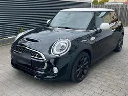 Schwarz Gebraucht 2018 Mini Cooper S Coupé Coupé | 15.400 €