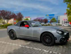 Grau Gebraucht 2017 Abarth 124 Spider Cabrio | 29.000 € (Fairer Preis)