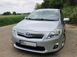 Silber Gebraucht 2011 Toyota Auris Hybrid Executive Limousine | 5.999 € (Superpreis)