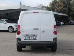 Weiss Gebraucht 2024 Opel Combo-e Life Edition+ Limousine | 28.649 € (Guter Preis)