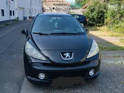 Schwarz Gebraucht 2009 Peugeot 207 Urban Move Kombi | 2.399 € (Fairer Preis)