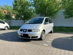Grau Gebraucht 2003 Seat Alhambra Van / Kleinbus | 1.800 € (Fairer Preis)